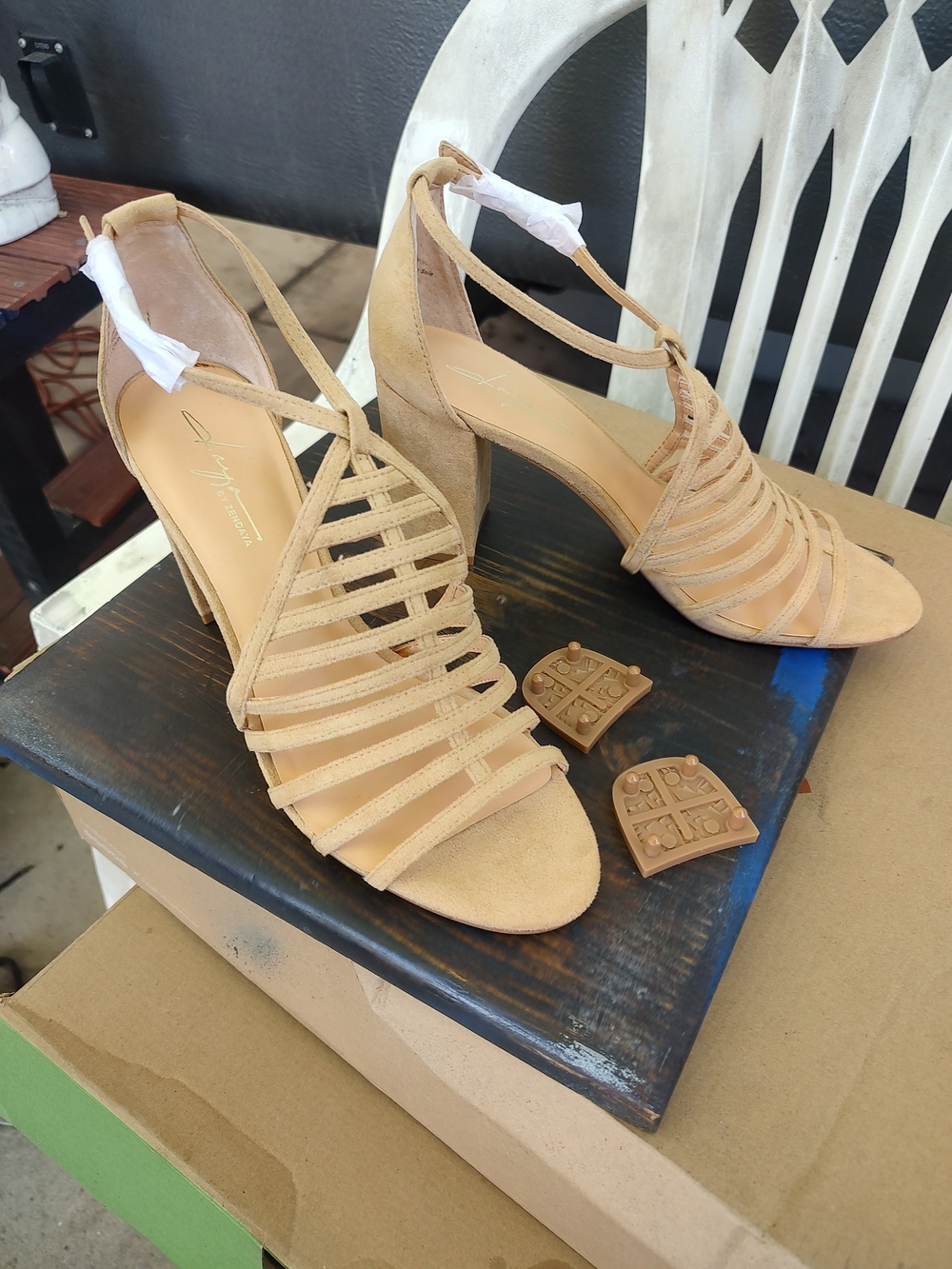 Daya By Zendaya Tan Suede Block-Heel Sandals - Women